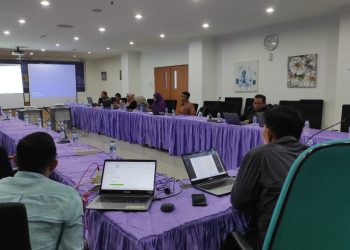 Diskusi Penyelesaian Tugas Penyusunan Dokumen SPMI Hasil Workshop Penyusunan Dokumen SPMI Pascasarjana UMSU